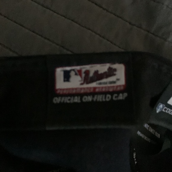 New Era CLEVELAND Indians 59Fifty Cap 7 3/4 - Picture 8 of 8